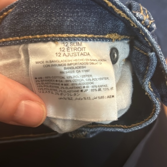 Old Navy Girls’ Boot Cut Jeans - Picture 3 of 5